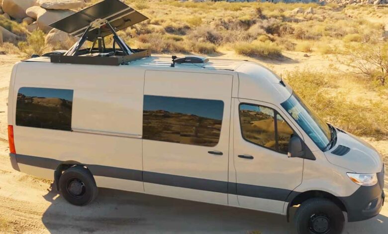 Le Heliotrope 1.0 est le premier tracker mobile solaire conçu pour les camping-cars.