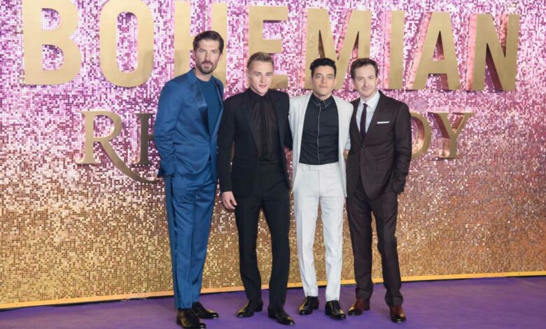 Gwilym Lee, Ben Hardy, Rami Malek et Joe Mazzello lors de la première mondiale de "Bohemian Rhapsody" au Wembley Arena, Londres.