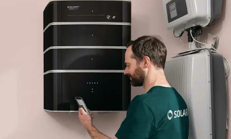 SOLARWATT Battery flex est un système de stockage domestique intégrant les mêmes cellules de batterie que celles utilisées dans les voitures électriques du constructeur. BMW.