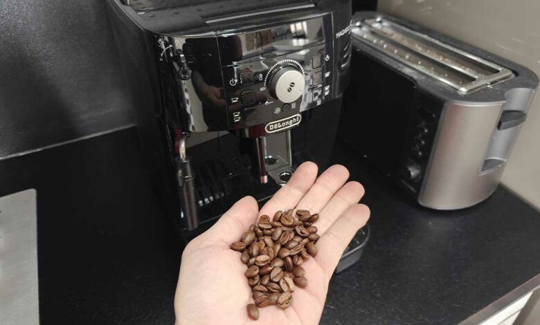 La machine à café en grains Magnifica S de De'Longhi est en promotion sur Cdiscount.