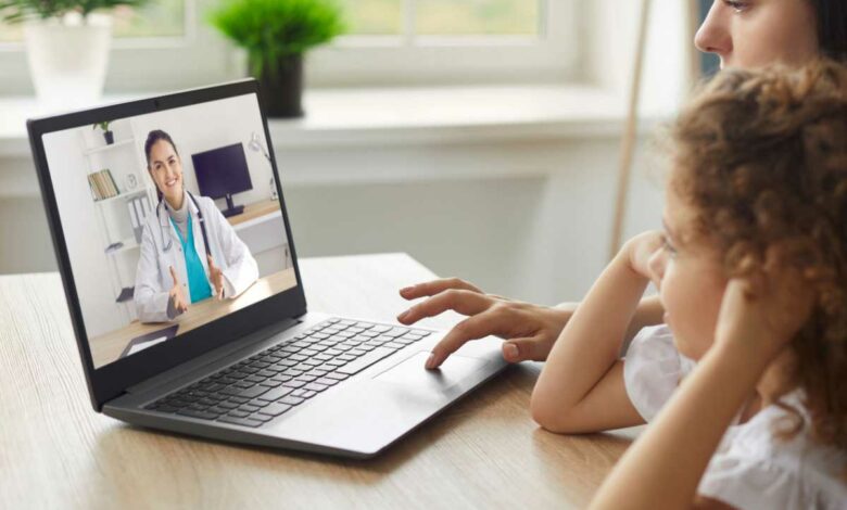 La téléconsultation pour lutter contre les déserts médicaux.