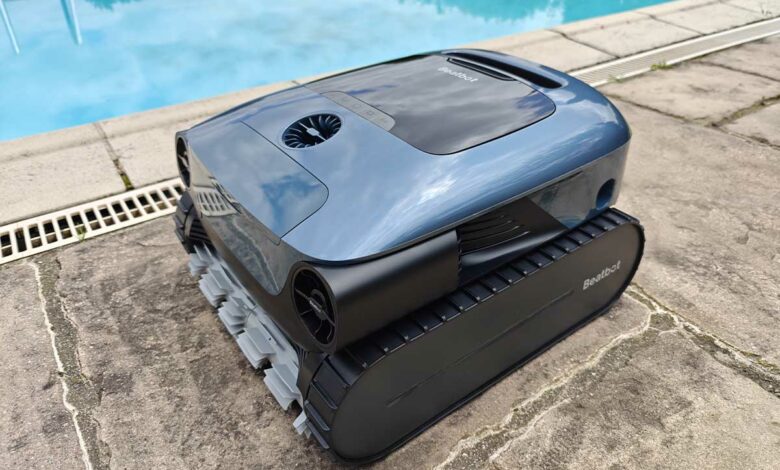 Un robot de piscine moderne et très léger.