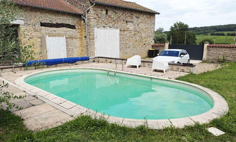 Quelques conseils pour bien préparer l'hivernage de votre piscine.