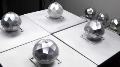 Des sphères capables d'emmagasiner l'énergie lumineuse et la transformer en électricité.