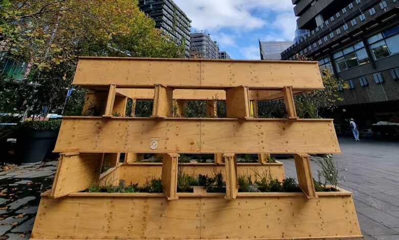 Le projet Wild Future propose d'intégrer du mobilier urbain pour favoriser la biodiversité.