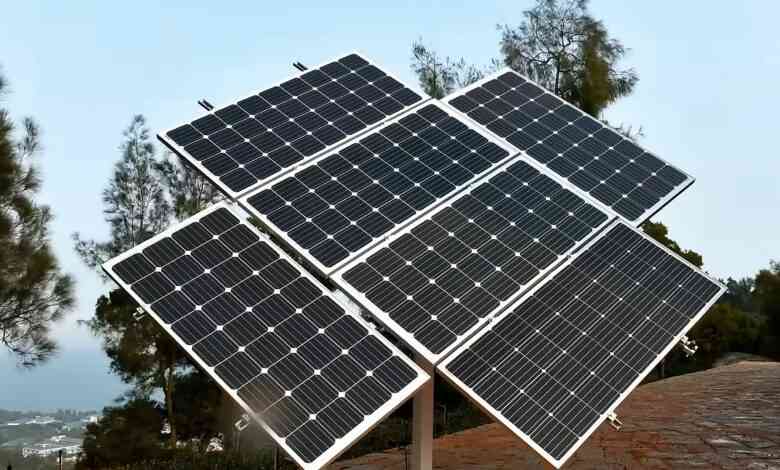 Augmentez votre production solaire avec un tracker et bénéficiez d'une réduction de 100 euros à l'achat.