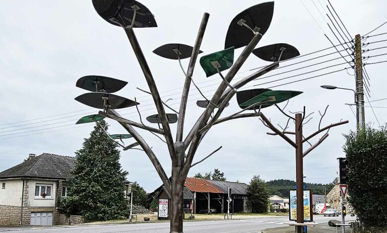 Un arbre solaire pour recharger ses smartphones et ordinateurs portables.
