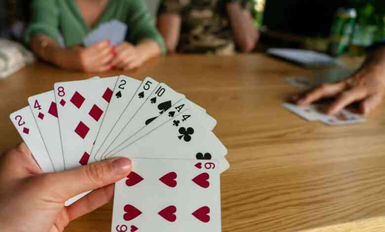 L'invention du jeu de rami du XIXᵉ siècle à nos jours