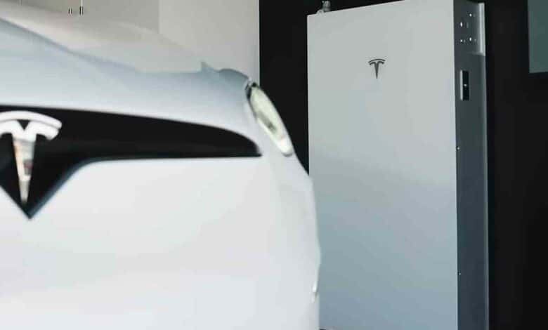 Tesla vient d'annoncer que la société a atteint les 750 000 ventes de sa batterie Powerwall 3.