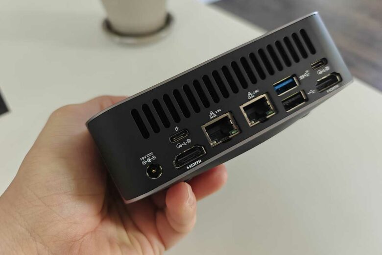 Une connectique généreuse.