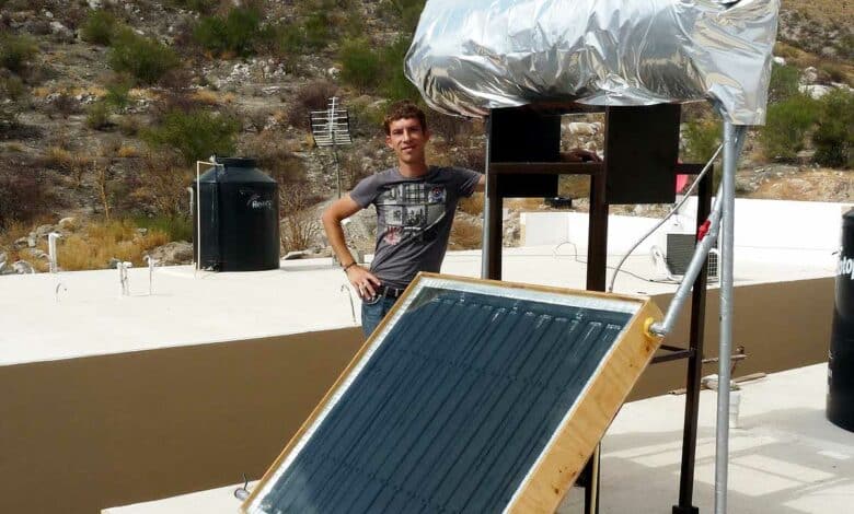 Un chauffe-eau solaire fait maison.