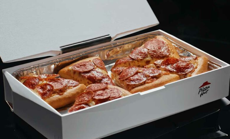 Une boite qui se pose sur votre console pour garder votre pizza au chaud.