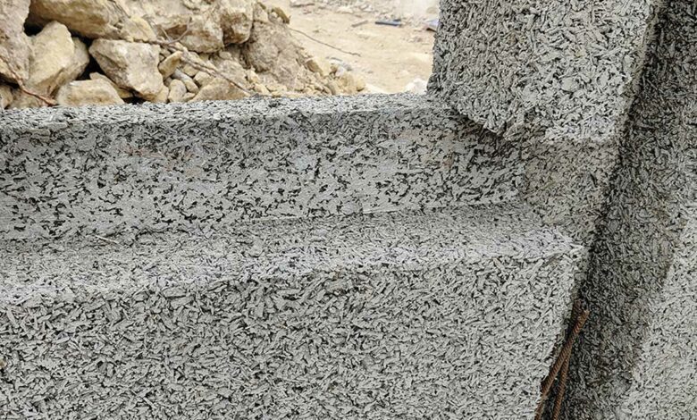 Des murs en béton-bois pour la construction.