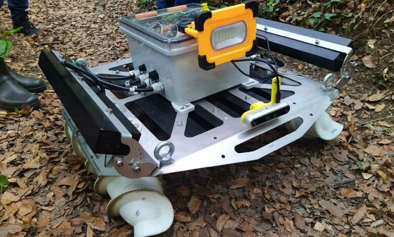 Un robot propulsé à l'aide de vis d'Archimède.