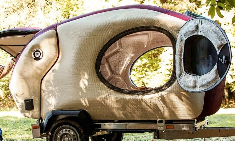 Une caravane conçue en impression 3D à partir de bouteilles plastiques recyclées.