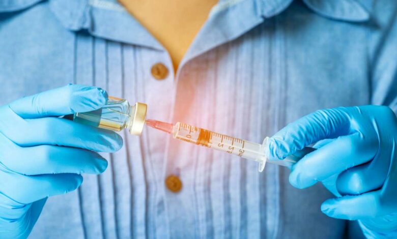 Une seringue pour une injection.