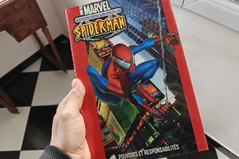 Le premier bracelet électronique date de 1983 et il fut inspiré de la BD Spider-Man.