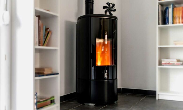 Un poêle à granulé de bois qui fonctionne sans électricité.?