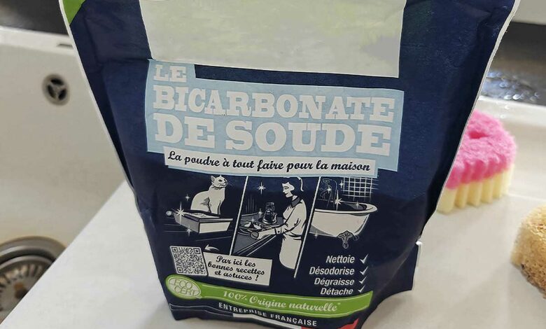 Un sachet de bicarbonate de soude.