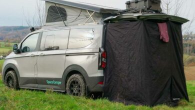 Un van aménagé par SpaceCamper.