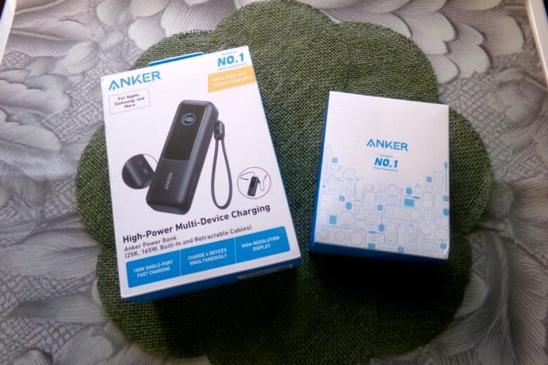 Deux chargeurs différents aux performances phénoménales : Anker ou la rapidité incarnée.