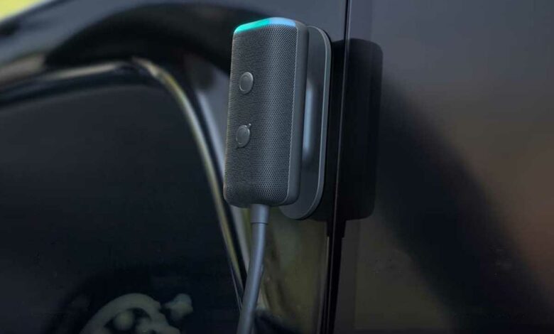 L'assistant vocal Echo Auto pour voiture.