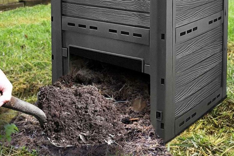 Du compost récupéré après quelques mois.