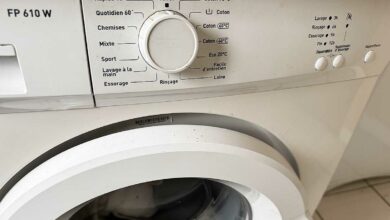 Un lave-linge et ses programmes.
