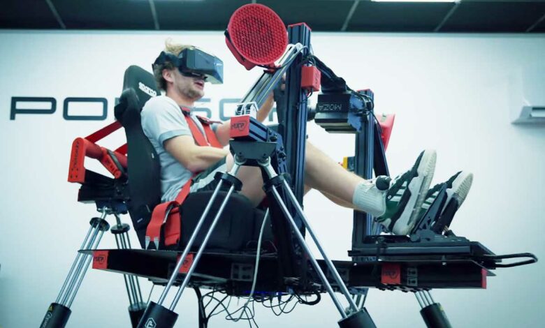 Un simulateur sur vérins articulés pour le jeu vidéo.