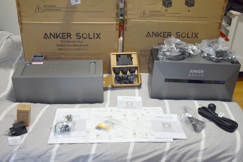 Vue complète du matériel Anker Solix, soigneusement emballé et prêt pour l'assemblage.