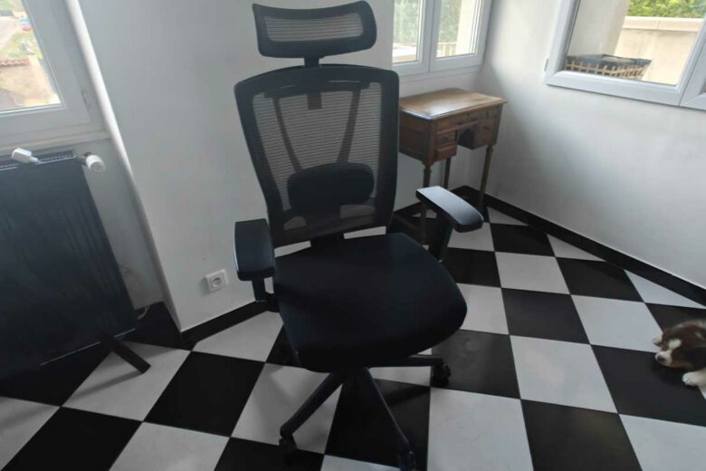 Une chaise qui affiche un excellent rapport Qualité / Prix.
