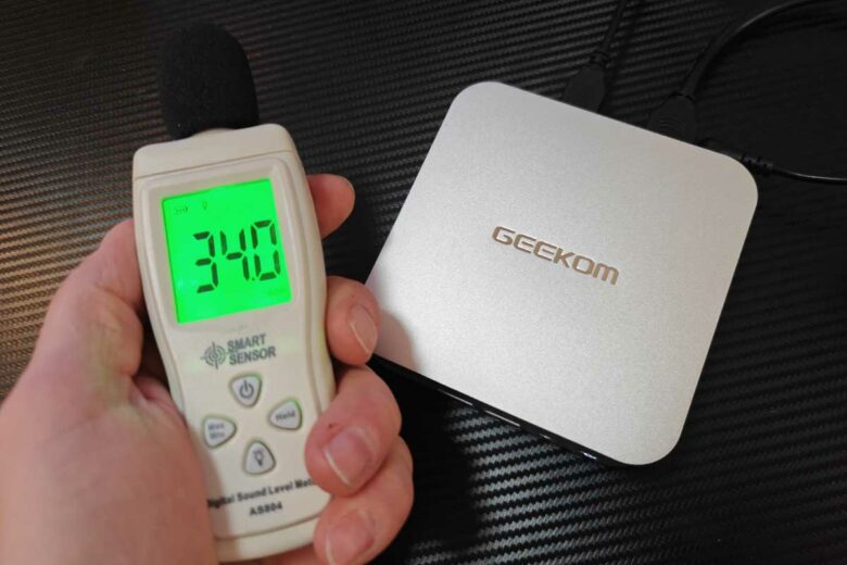 Moins de 35 dB en fonctionnement.