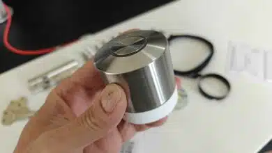 La serrure connectée Nuki Smart Lock Ultra.