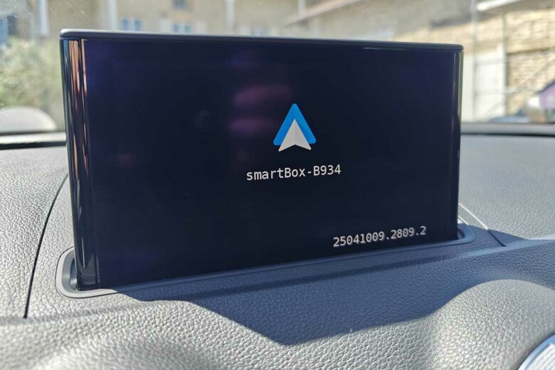 Je peux enfin profiter de la connexion sans fil avec ma voiture.