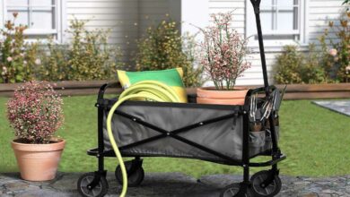 Un chariot de transport pour vos outils et objets de jardin.