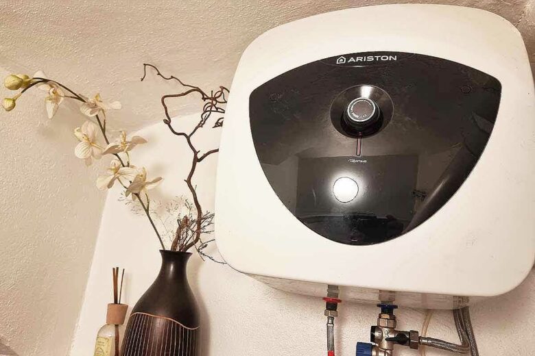 Un chauffe-eau instantané.