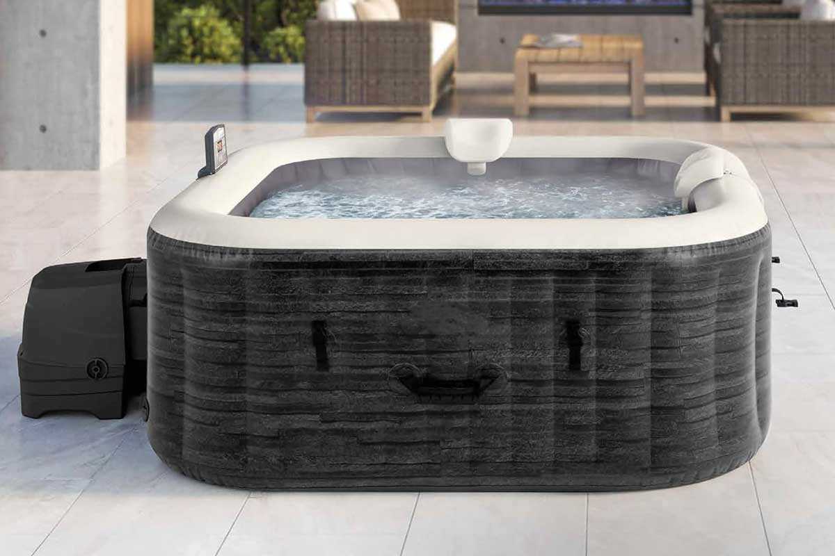 Un spa gonflable à domicile.