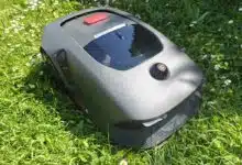 Le robot tondeuse MOVA 1000.