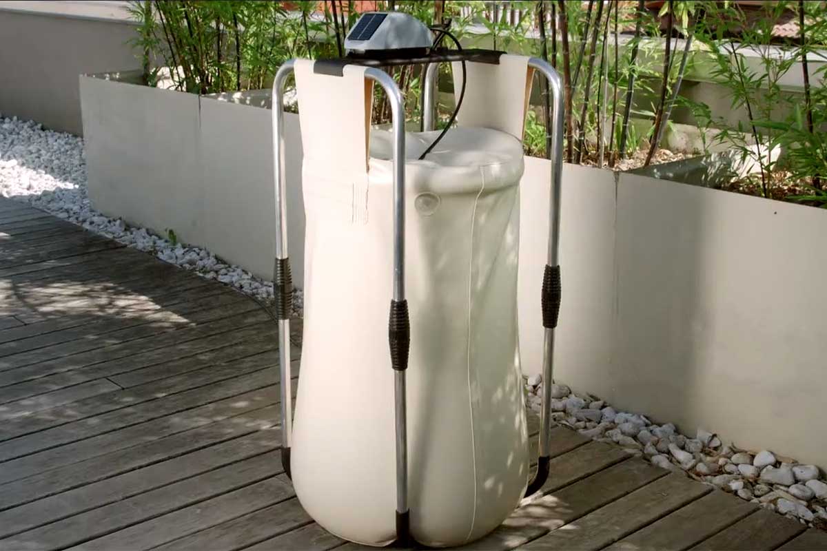 Un système d'arrosage automatique.