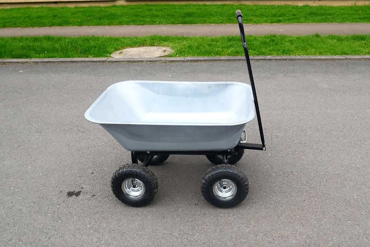Un chariot de transport.