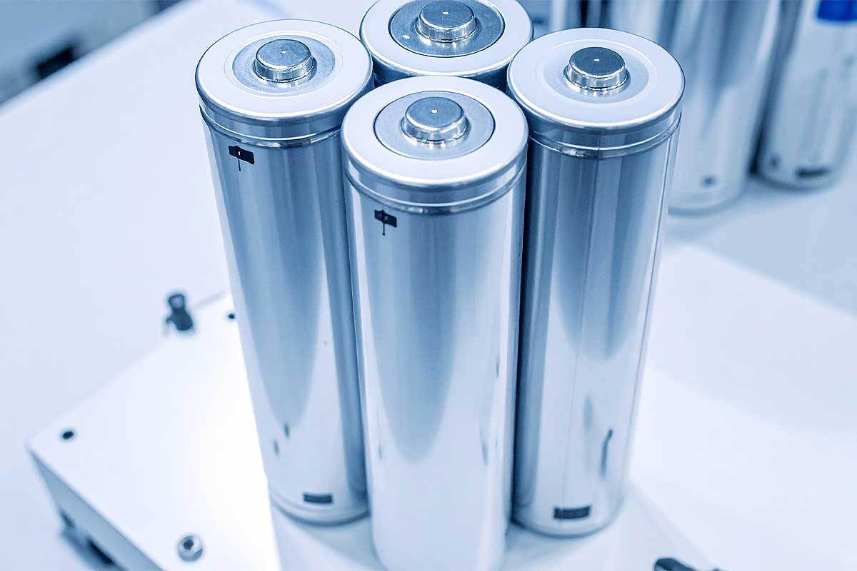 Des batteries lithium avec un électrolyte polymère.