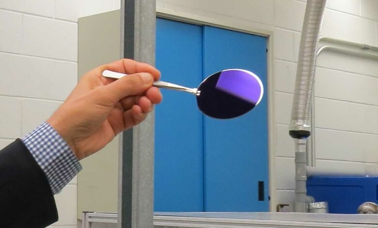 Ces films ultra-fins de Ti₄O₇ convertissent directement la lumière solaire en chaleur.