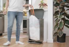 Une poubelle qui facilite l'extraction du sac.