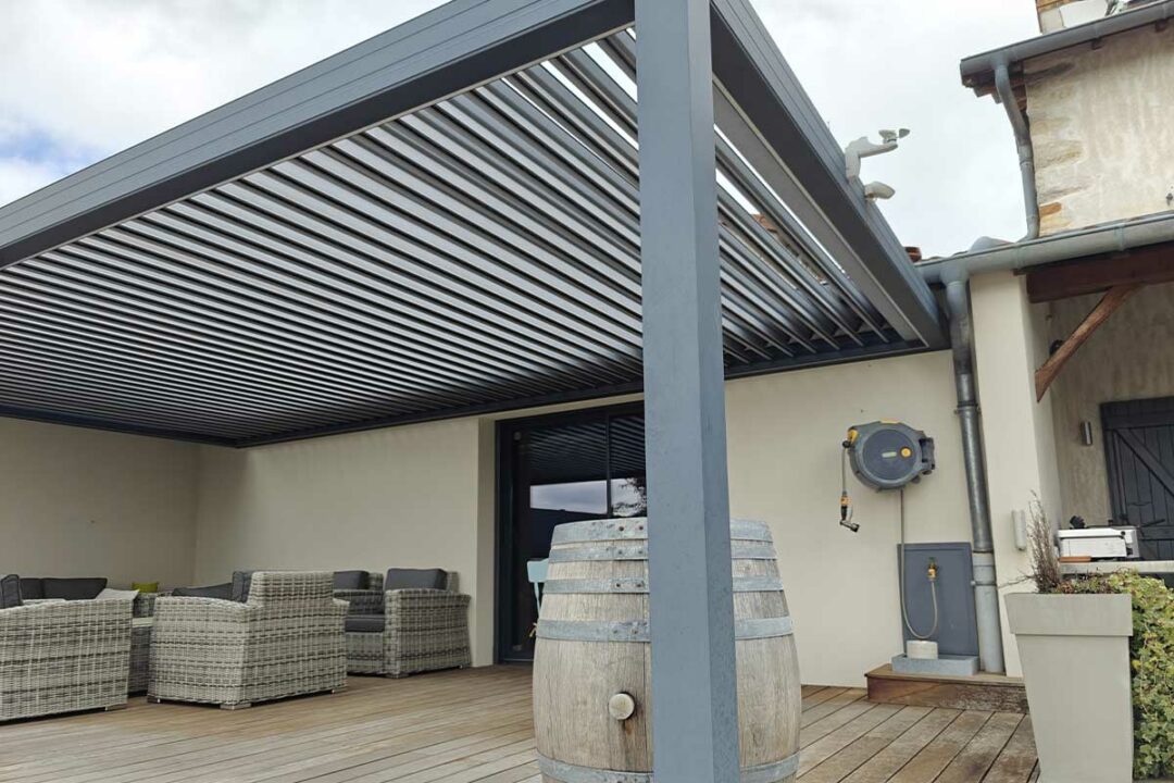 Une pergola bioclimatique.