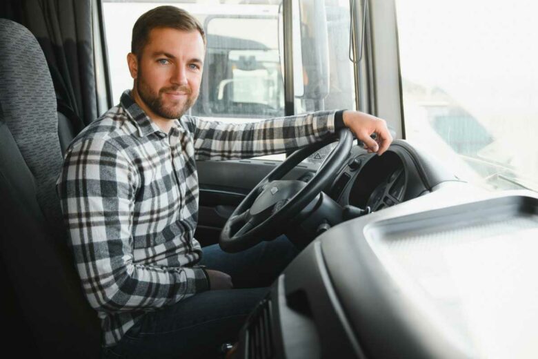 Un conducteur de poids lourds.