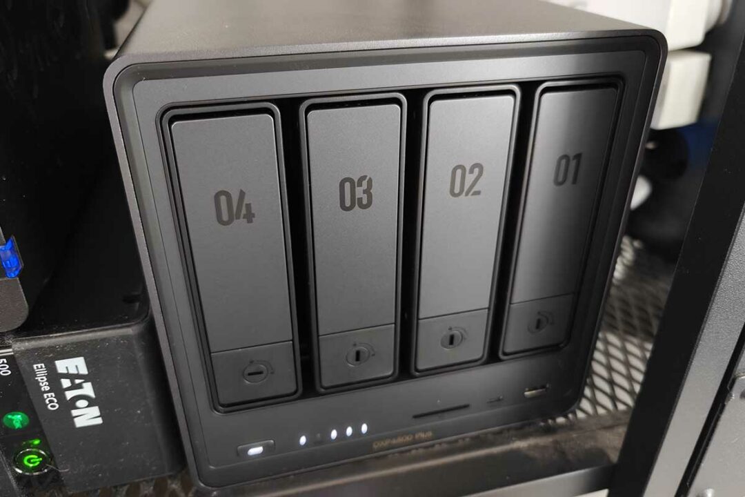 Le serveur NAS UGREEN NASync DXP4800 Plus.