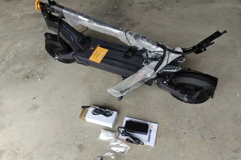Le contenu du carton.
