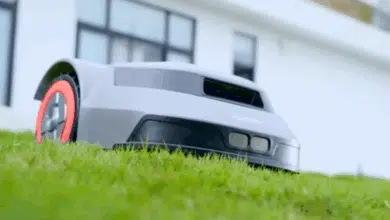 Adieu la corvée de tonte, les robots tondeuses Redkey MGC500 et MGC1000 sont en promo (-15 %)