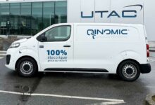 Qinomic installe les kits de rétrofit Stellantis.