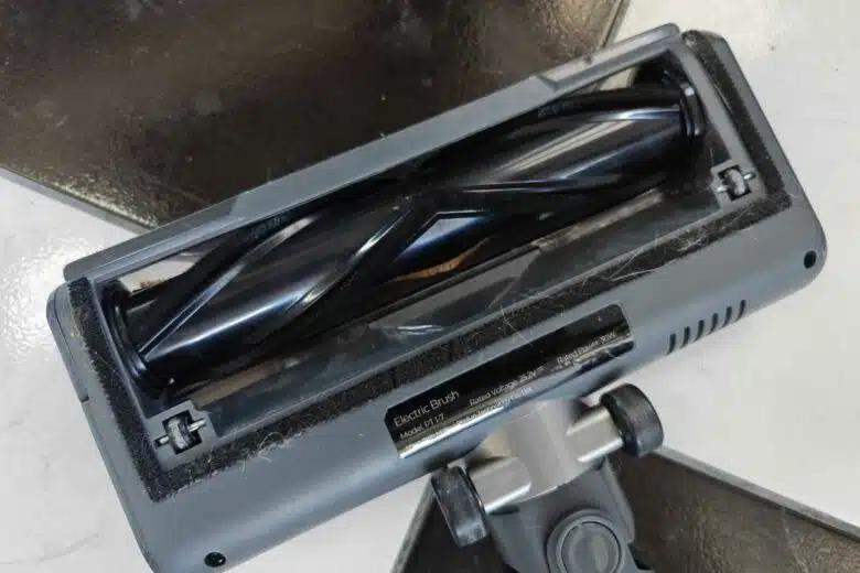 La brosse anti-enchevêtrement.